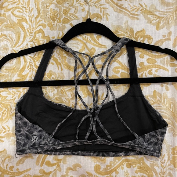 Lululemon Free To Be Bra - Picture 2 of 3